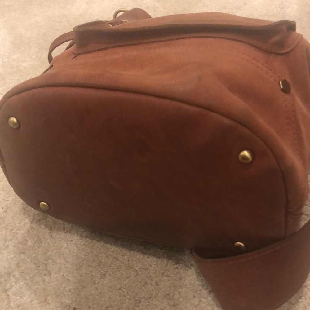 C&C California Crossbody Bucket Bag in Leather - Picture 7 of 7